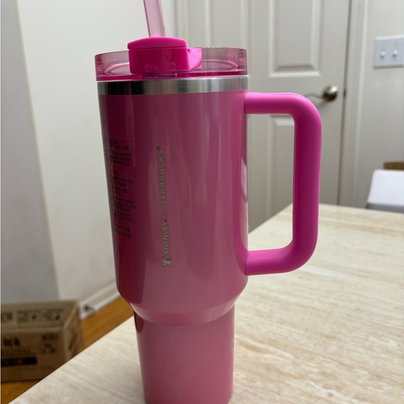 Stanley x Starbucks quencher 40 oz tumblr - Picture 2 of 2